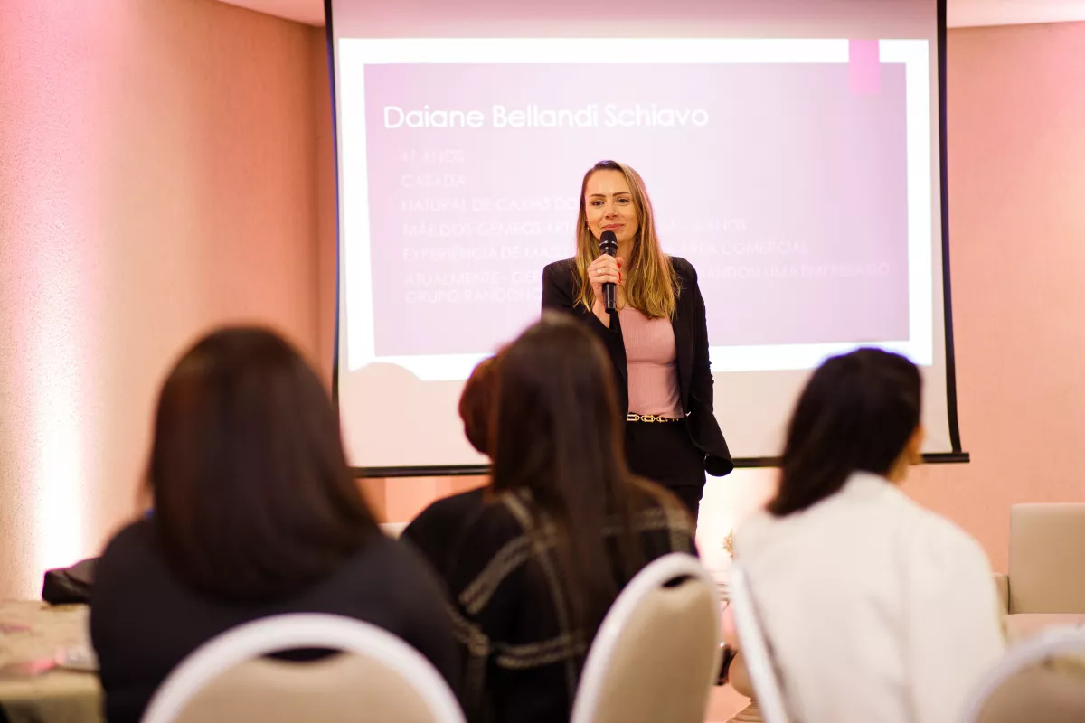 Rodoparaná realiza primeira edição do evento "Mulheres que Guiam" - Imagem 11